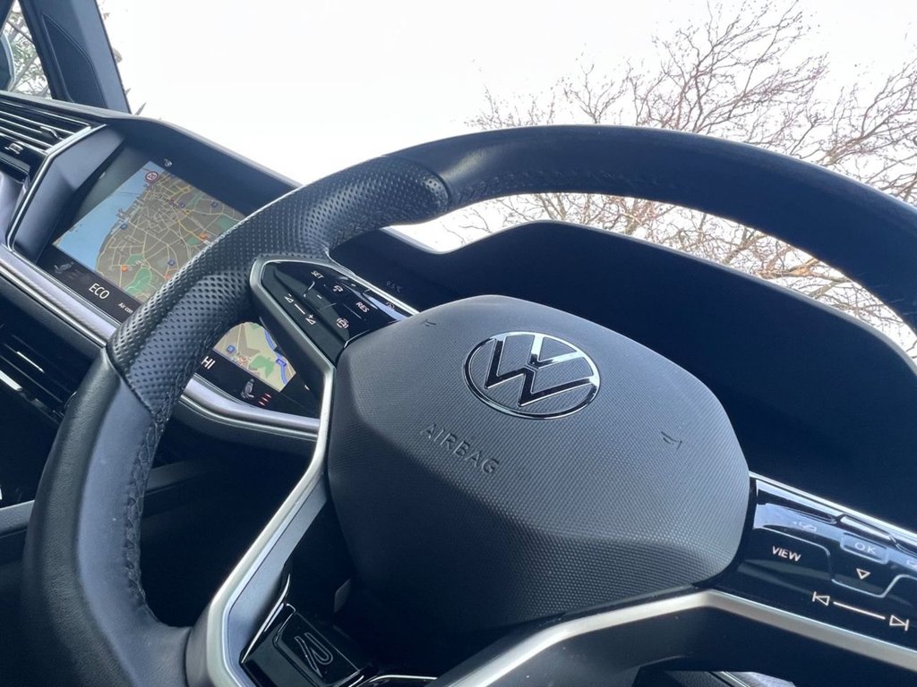 Used Volkswagen Touareg 2023 for sale - 77904906: Photo 35