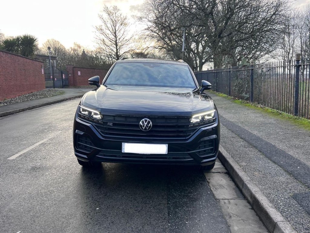 Used Volkswagen Touareg 2023 for sale - 77904906: Photo 8