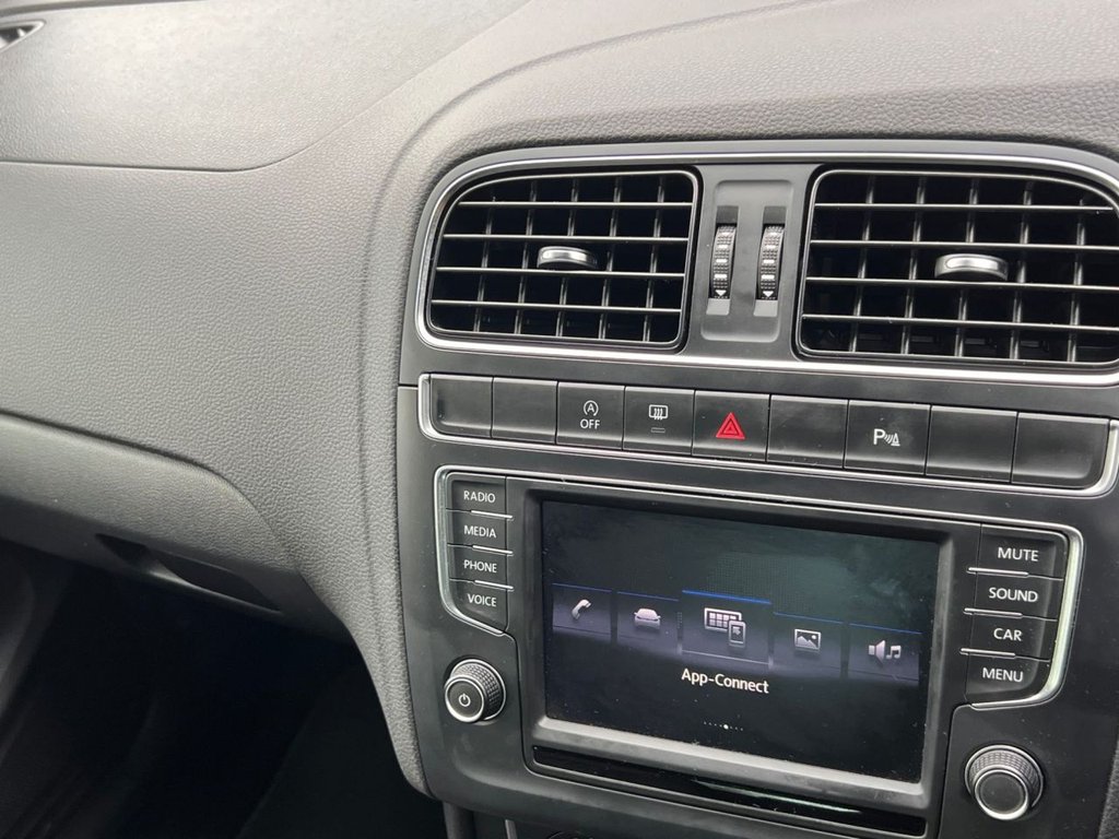 Used Volkswagen Polo 2017 for sale - 76867910: Photo 18