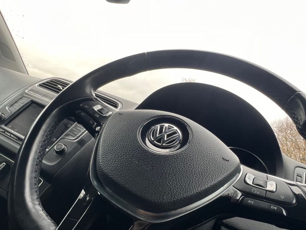 Used Volkswagen Polo 2017 for sale - 76867910: Photo 24