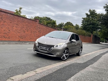 Used Peugeot 208 2012 for sale - 75642819: Photo