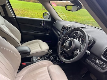 Used MINI Countryman 2019 for sale - 76453970: Photo