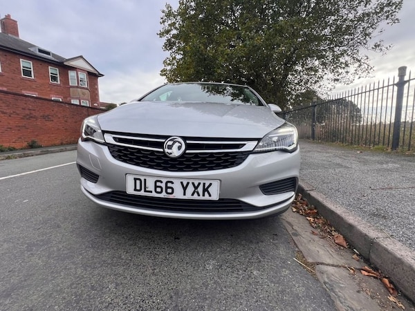 Used Vauxhall Astra 2016 for sale - 76185729: Photo 8