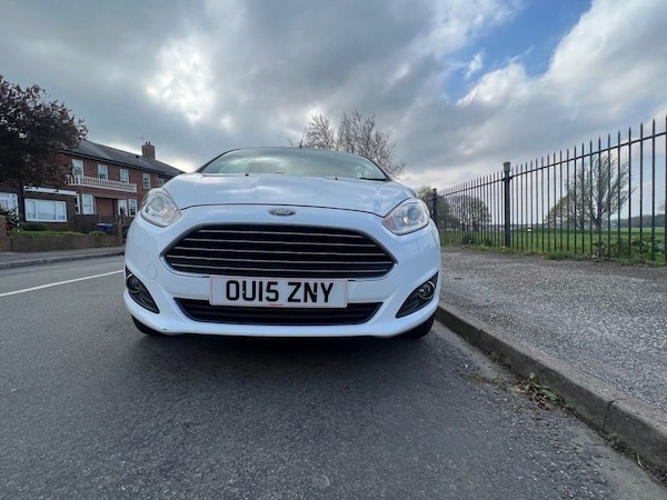 Used Ford Fiesta 2015 for sale - 76185739: Photo 9