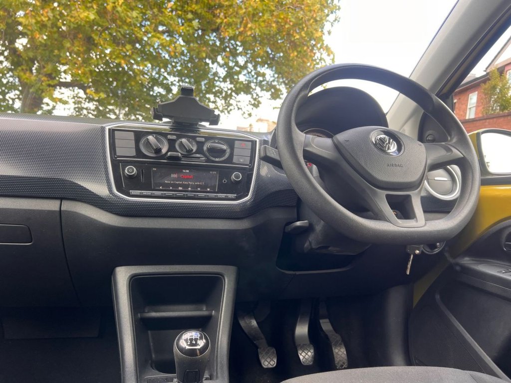 Used Volkswagen up! 2017 for sale - 76118937: Photo 18