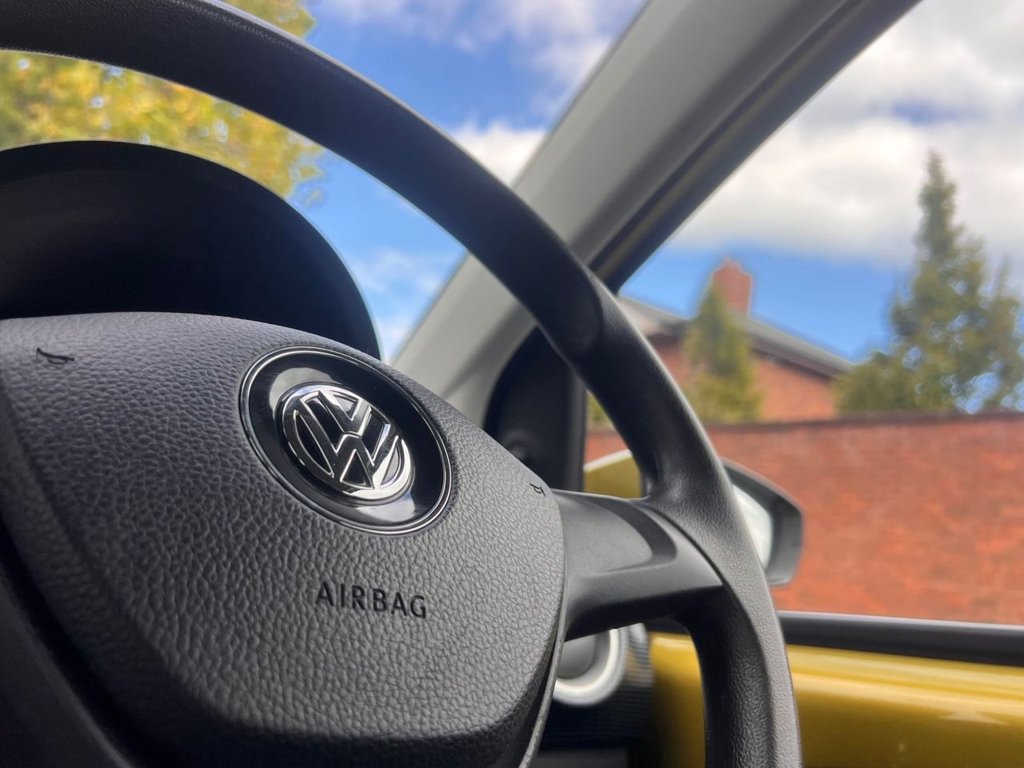 Used Volkswagen up! 2017 for sale - 76118937: Photo 22