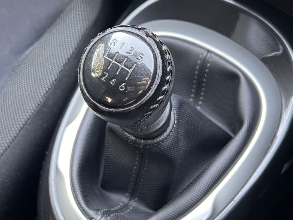 Used Nissan Juke 2015 for sale - 76406317: Photo 22