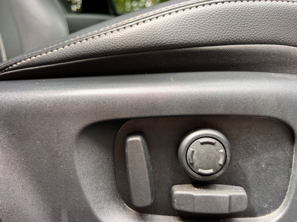 Used Land Rover Range Rover Velar 2021 for sale - 76631985: Photo 28