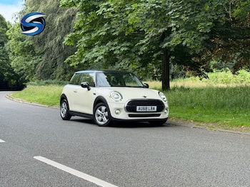 Used MINI Hatch 2019 for sale - 79628847: Photo