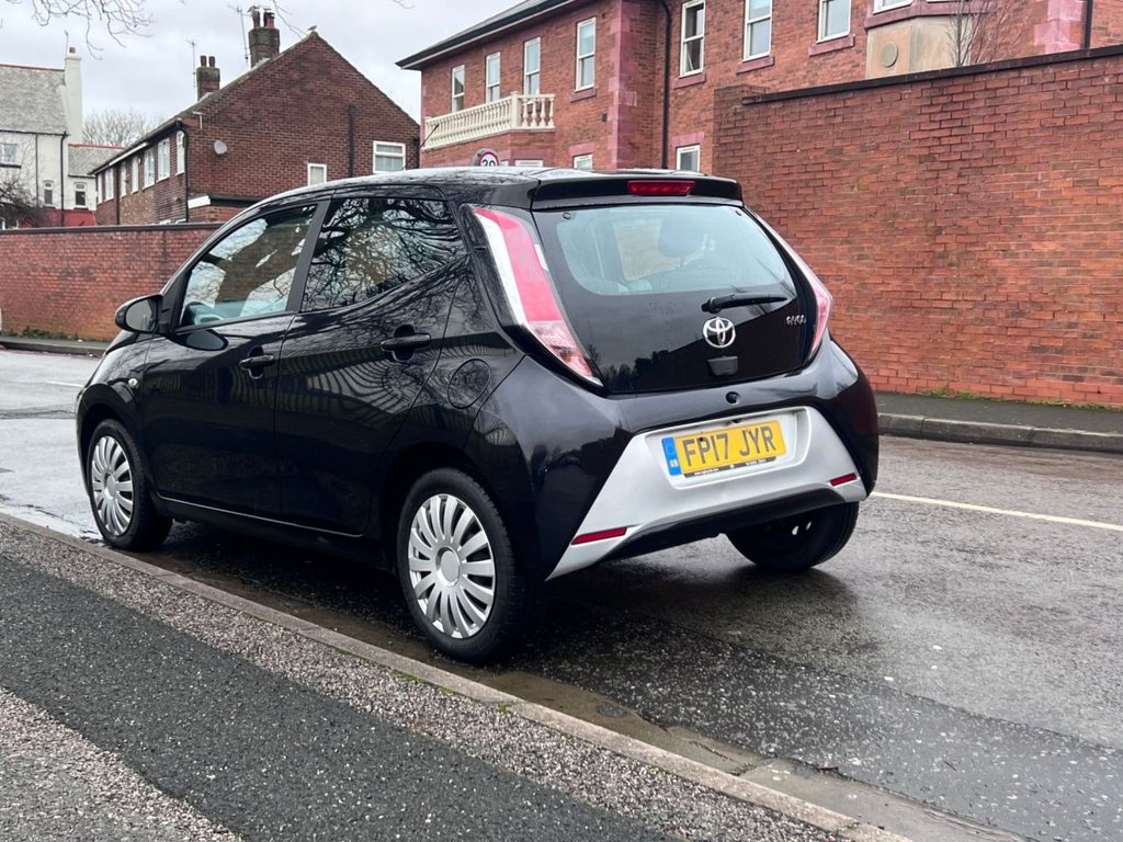 Used Toyota AYGO 2017 for sale - 77288462: Photo 9