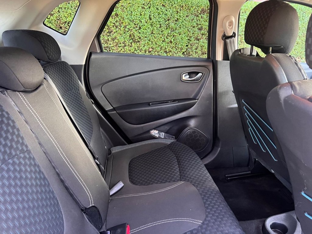 Used Renault Captur 2018 for sale - 76642100: Photo 11