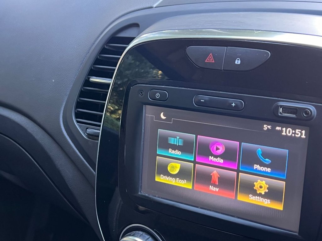 Used Renault Captur 2018 for sale - 76642100: Photo 15