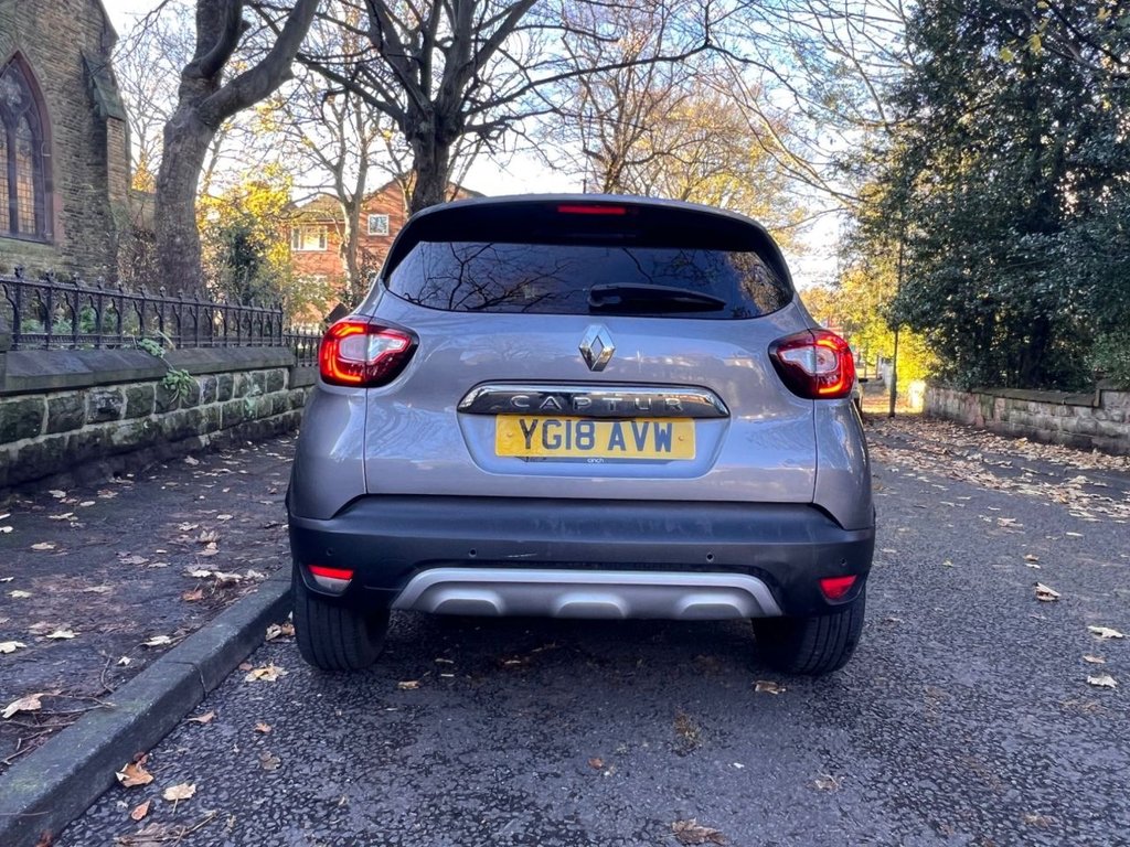 Used Renault Captur 2018 for sale - 76642100: Photo 9