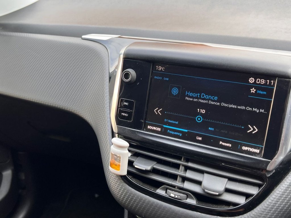 Used Peugeot 2008 2018 for sale - 76202802: Photo 14