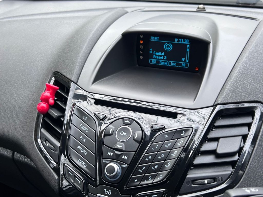 Used Ford Fiesta 2015 for sale - 77697928: Photo 15