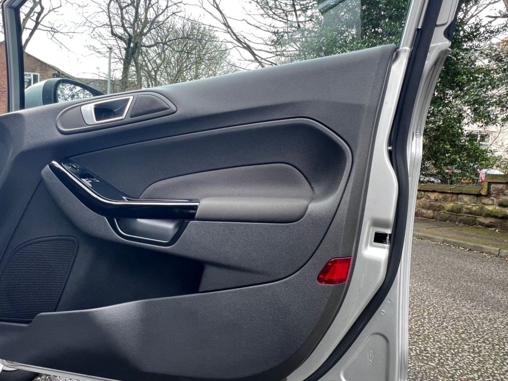 Used Ford Fiesta 2015 for sale - 77697928: Photo 17