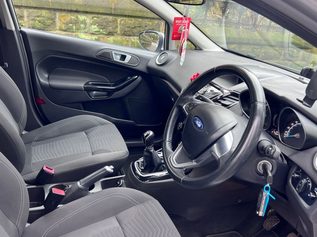 Used Ford Fiesta 2015 for sale - 77697928: Photo 2