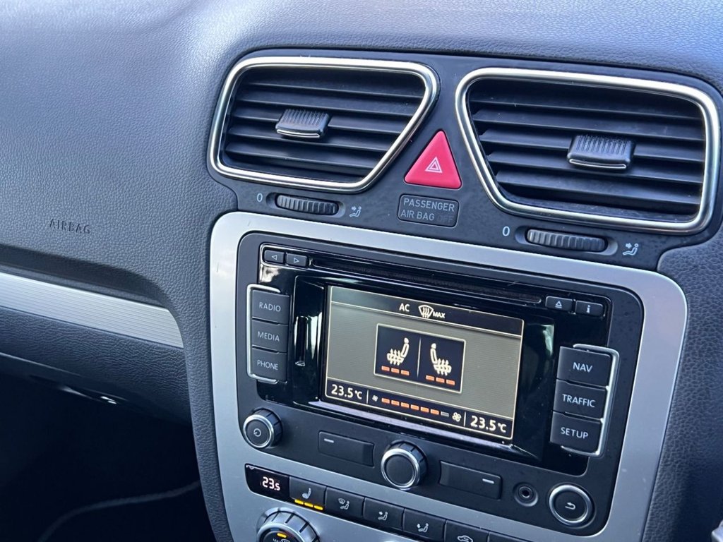 Used Volkswagen Scirocco 2014 for sale - 77890780: Photo 24