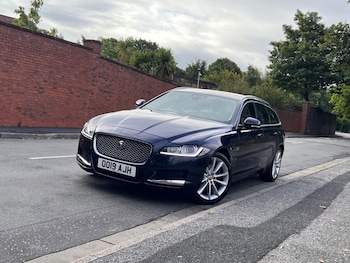 Used Jaguar XF 2019 for sale - 75585729: Photo