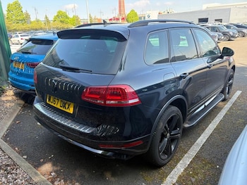 Used Volkswagen Touareg 2017 for sale - 78400988: Photo