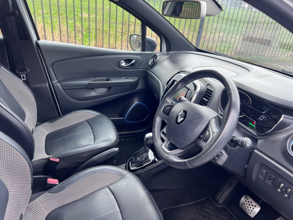 Used Renault Captur 2016 for sale - 77642853: Photo 2