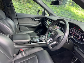 Used Audi Q7 2020 for sale - 78272170: Photo