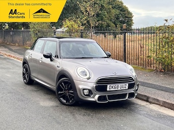 Used MINI Hatch 2018 for sale - 75947466: Photo