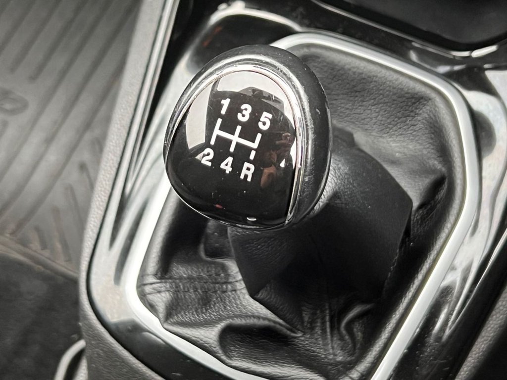 Used Ford Fiesta 2014 for sale - 76665827: Photo 16