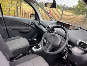 Used Citroen C3 Picasso 2014 for sale - 75716329: Photo