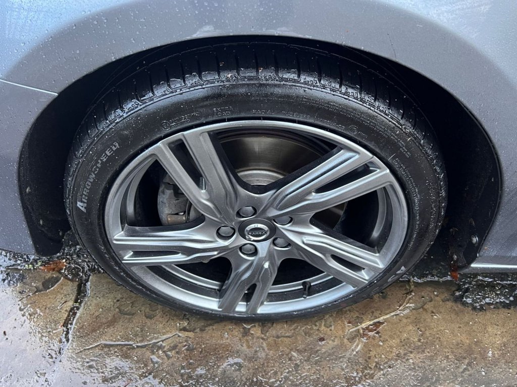 Used Volvo V40 2019 for sale - 76910524: Photo 18