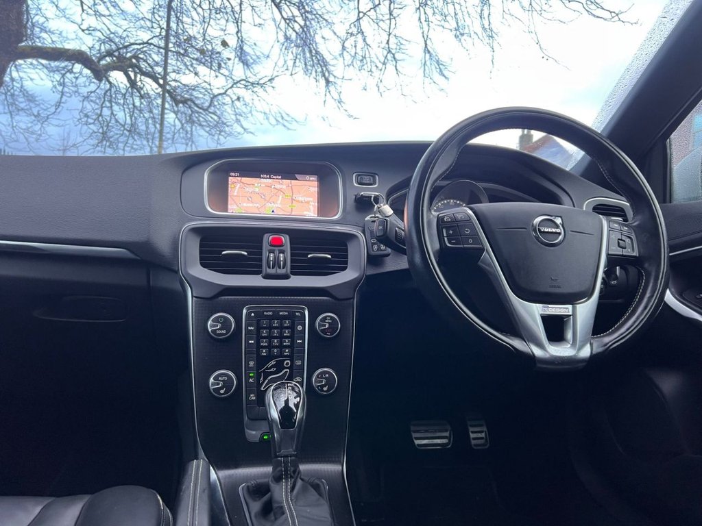 Used Volvo V40 2019 for sale - 76910524: Photo 30