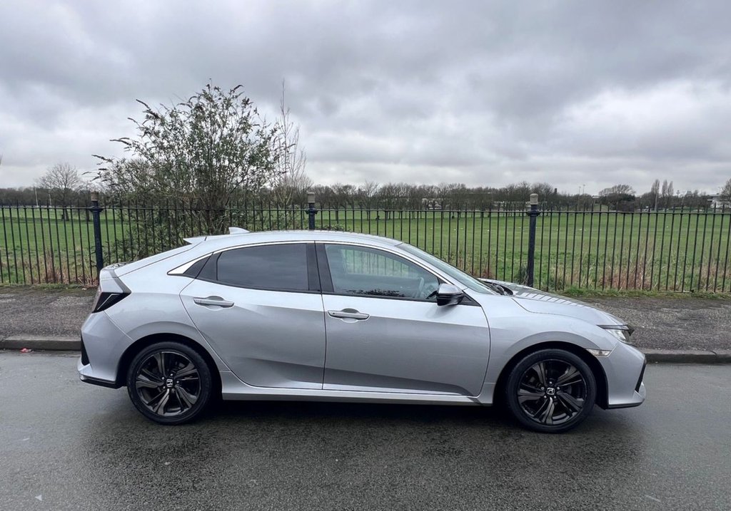 Used Honda Civic 2019 for sale - 77779923: Photo 5