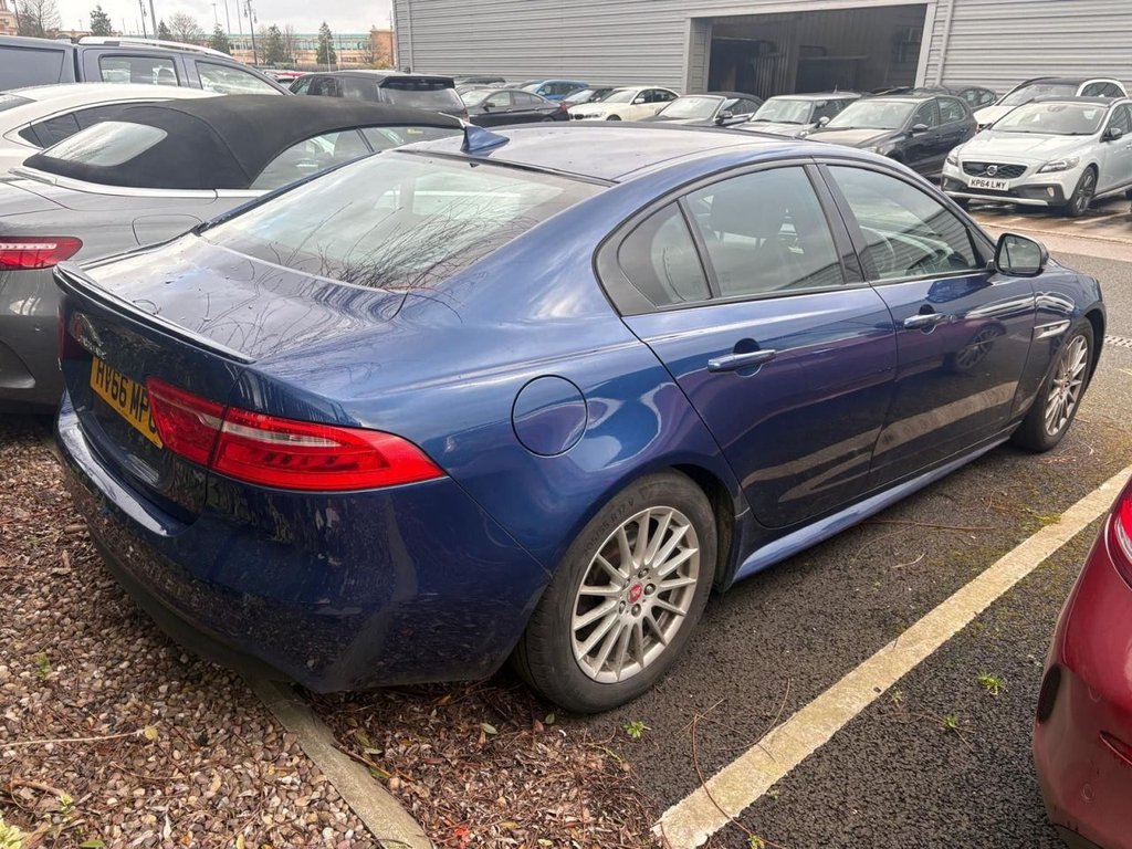 Used Jaguar XE 2016 for sale - 78082256: Photo 4
