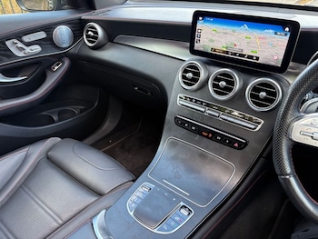Used Mercedes-Benz GLC 2020 for sale - 75897072: Photo