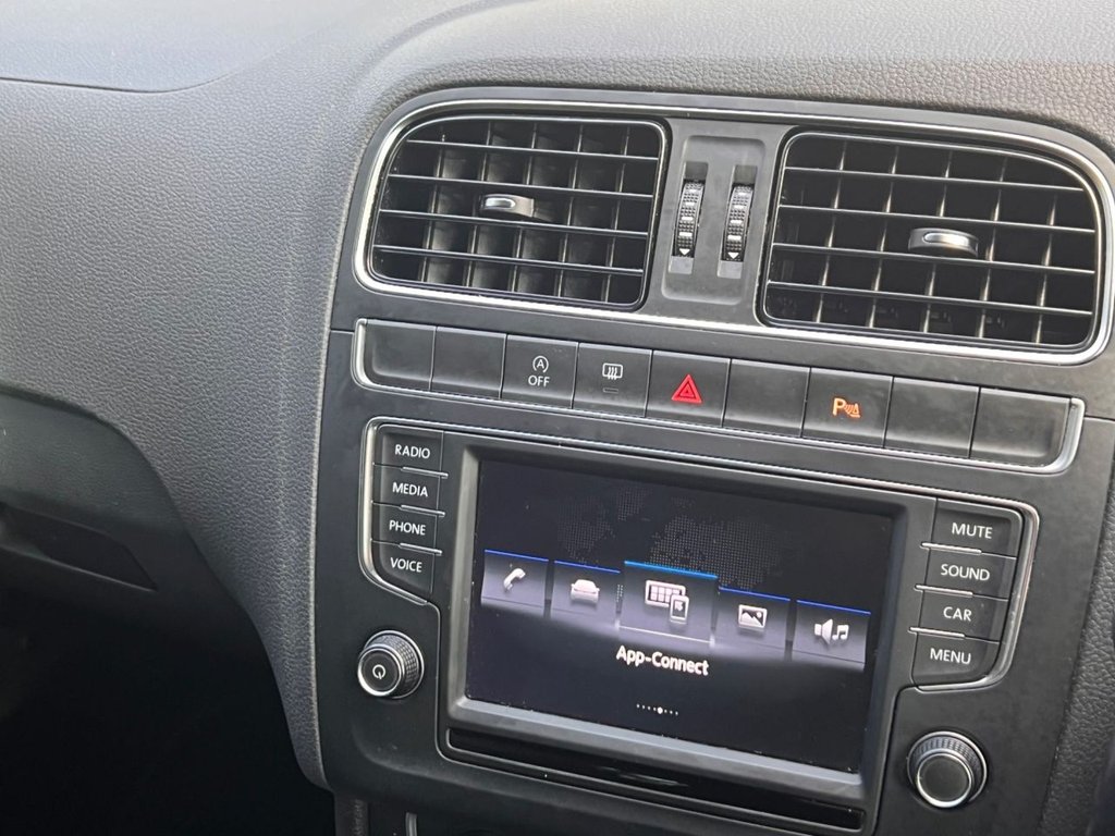 Used Volkswagen Polo 2017 for sale - 76686577: Photo 15