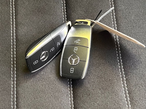 Used Mercedes-Benz C-Class 2019 for sale - 76029648: Photo 31