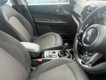 Used MINI Countryman 2018 for sale - 78868252: Photo