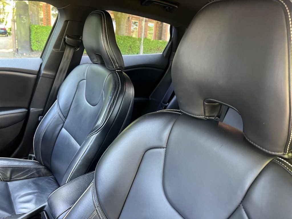 Used Volvo V40 2017 for sale - 78153502: Photo 11