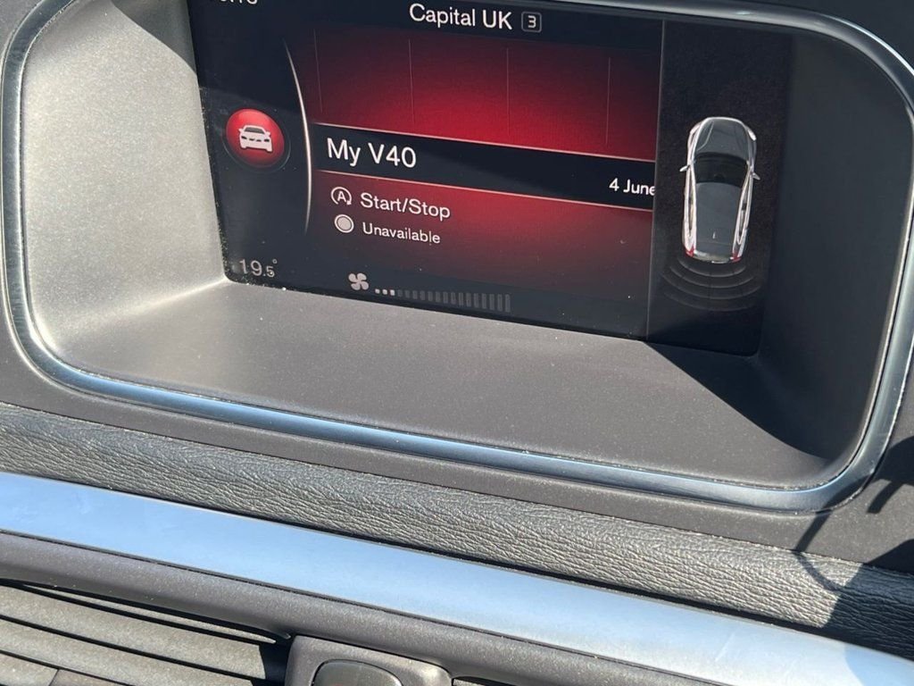 Used Volvo V40 2017 for sale - 78153502: Photo 18