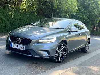 Used Volvo V40 2017 for sale - 78153502: Photo