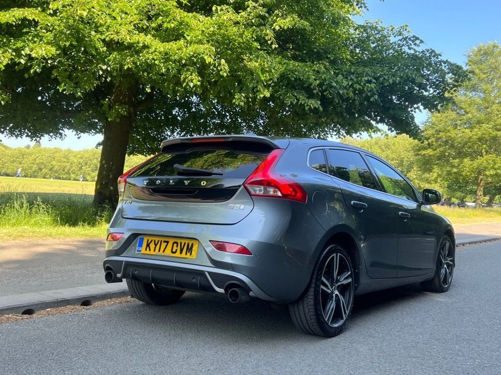 Used Volvo V40 2017 for sale - 78153502: Photo 5