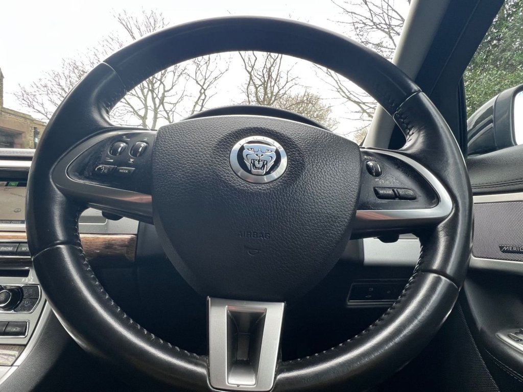 Used Jaguar XF 2013 for sale - 77642600: Photo 25