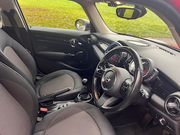 Used MINI Hatch 2021 for sale - 76559065: Photo