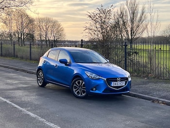 Used Mazda Mazda2 2016 for sale - 76867420: Photo