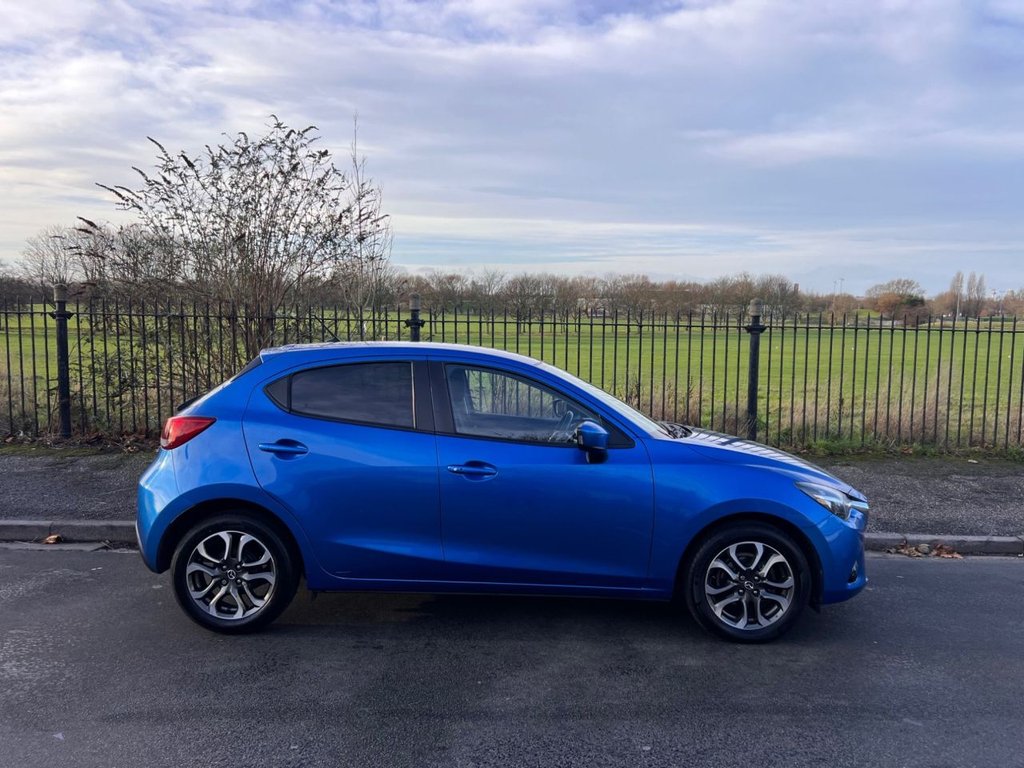 Used Mazda Mazda2 2016 for sale - 76867420: Photo 5