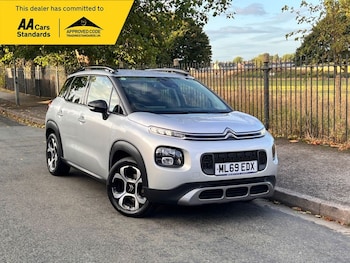2019 (69) - 1.2 PureTech Flair SUV 5dr Petrol Manual 6 Spd Euro 6 (s/s) (110 ps)