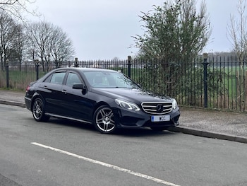 Used Mercedes-Benz E Class 2015 for sale - 77806146: Photo