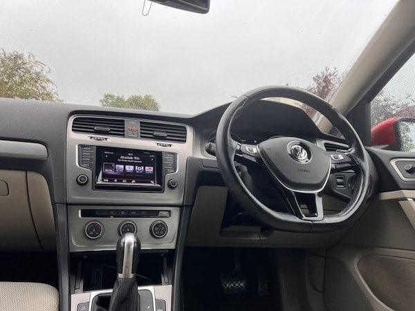 Used Volkswagen Golf 2014 for sale - 75986489: Photo 20