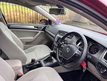 Used Volkswagen Golf 2014 for sale - 75986489: Photo 2