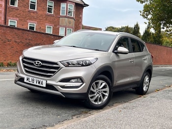Used Hyundai TUCSON 2018 for sale - 76147303: Photo 3